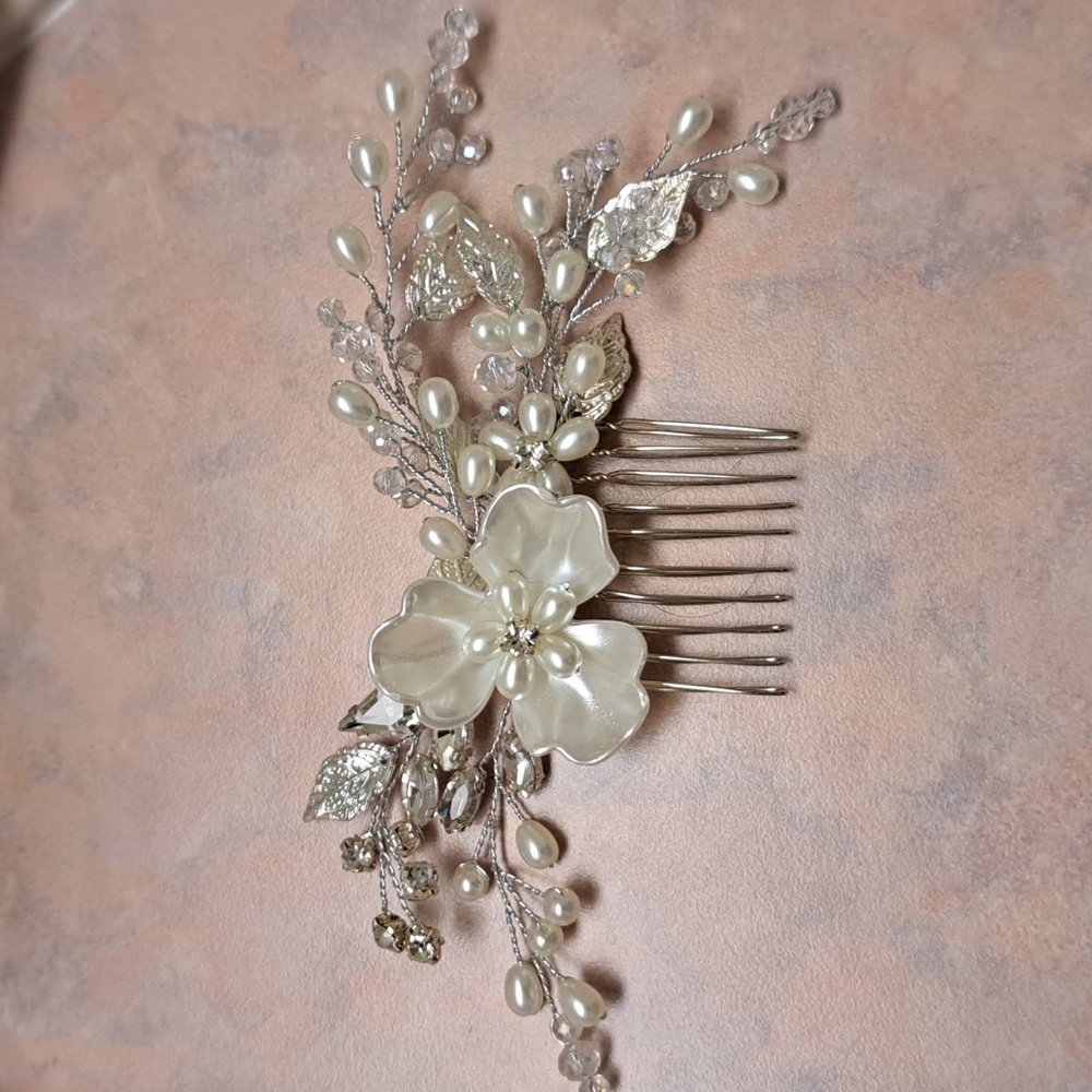 Wedding Hair Comb - NEW